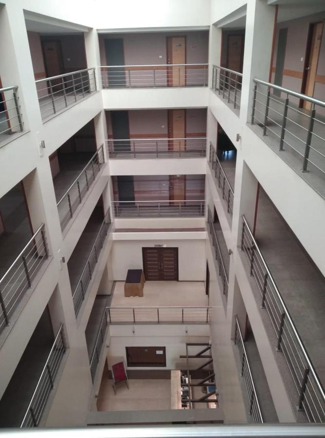 Hotel Crn Canary Bangalore Exterior photo